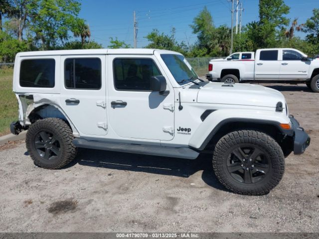 1C4HJXEN4LW330867 Jeep Wrangler Unlimited Sahara Altitude 4x4