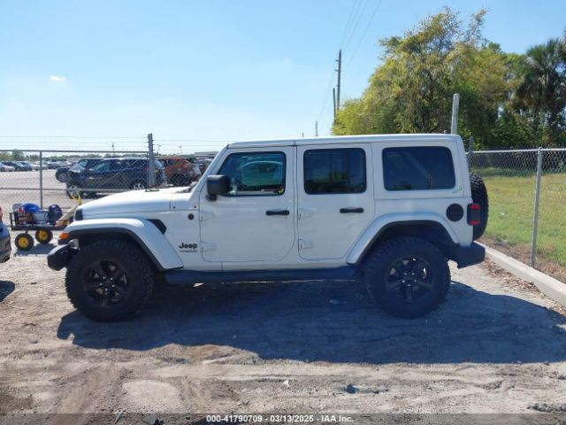 1C4HJXEN4LW330867 Jeep Wrangler Unlimited Sahara Altitude 4x4