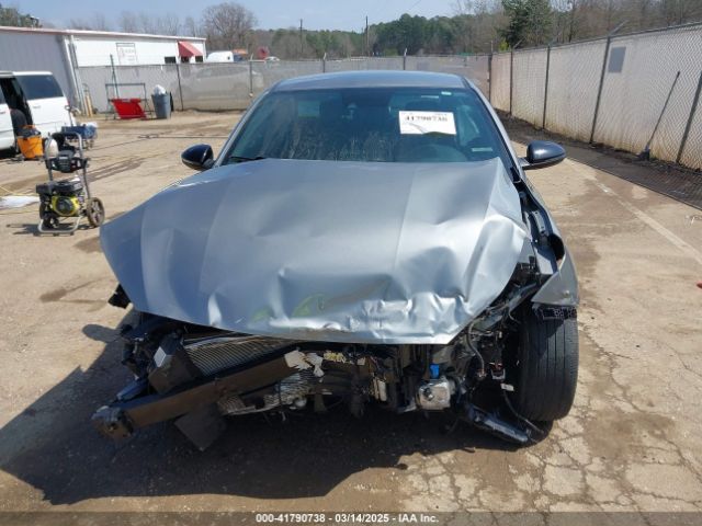 3KPF54AD1NE435919 KIA Forte Gt-line
