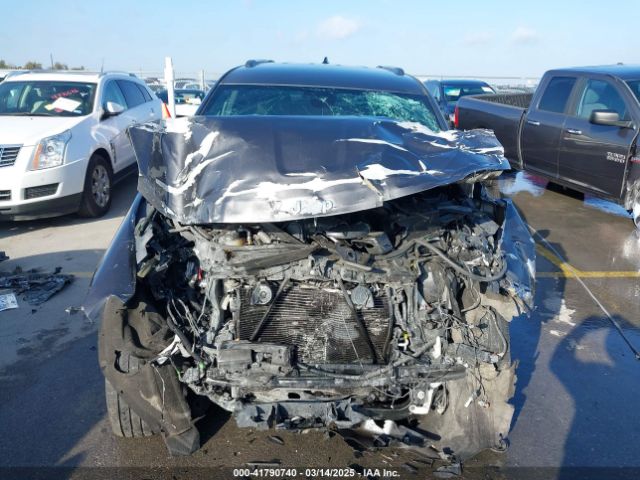 1C4RJEAG2JC339226 Jeep Grand Cherokee Laredo E 4x2