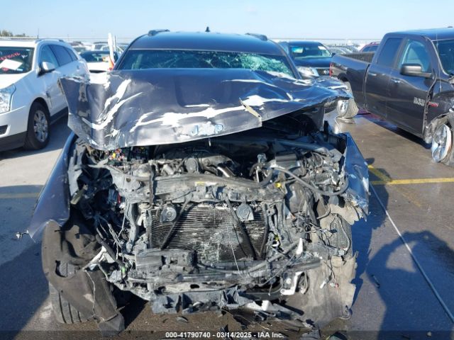 1C4RJEAG2JC339226 Jeep Grand Cherokee Laredo E 4x2