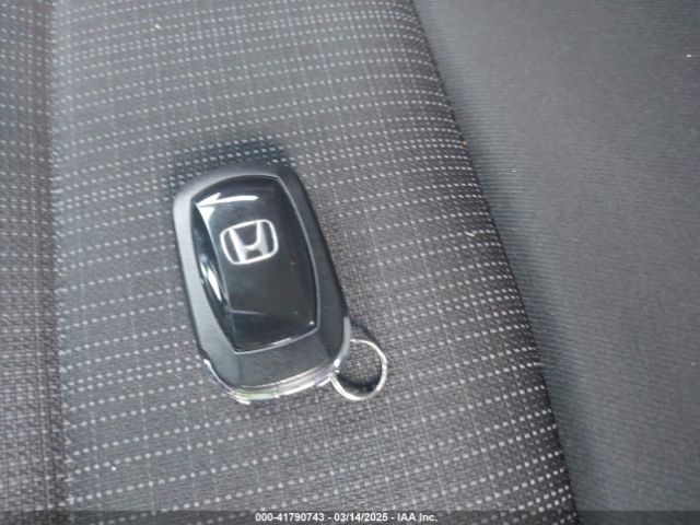 2HGFE2F2XNH573430 Honda Civic Lx