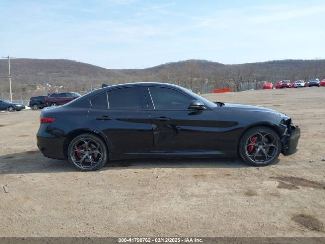 ZARFAEEN1H7540670 Alfa Romeo Giulia Ti Awd