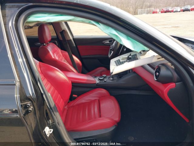 ZARFAEEN1H7540670 Alfa Romeo Giulia Ti Awd