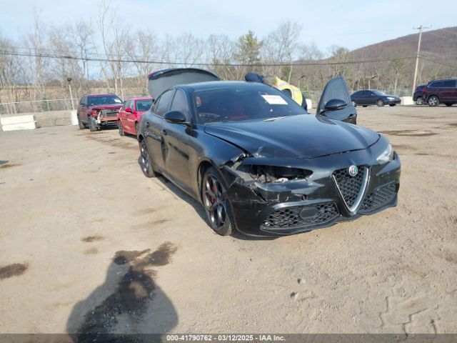 ZARFAEEN1H7540670 Alfa Romeo Giulia Ti Awd