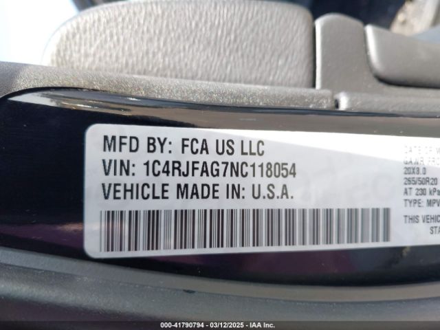 1C4RJFAG7NC118054 Jeep Grand Cherokee Wk Laredo X 4x4