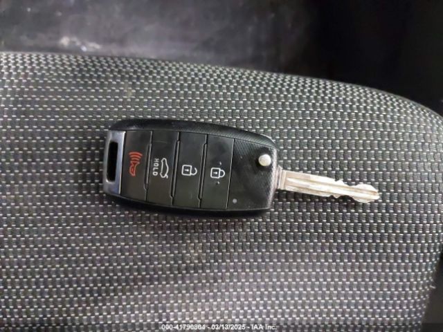 3KPFK4A74HE016955 KIA FORTE LX
