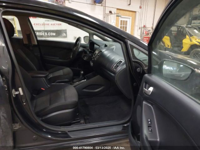 3KPFK4A74HE016955 KIA FORTE LX