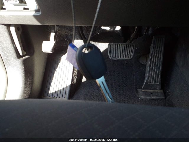5XYPG4A31GG053532 KIA Sorento 2.4l Lx