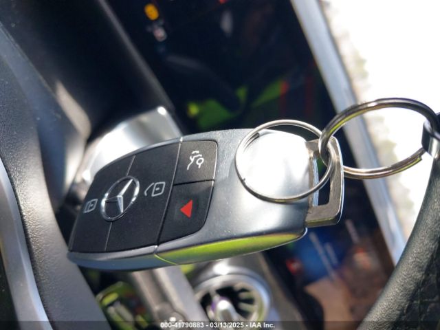 WDC4M4HB7LW007333 Mercedes-Benz Glb 250 4matic