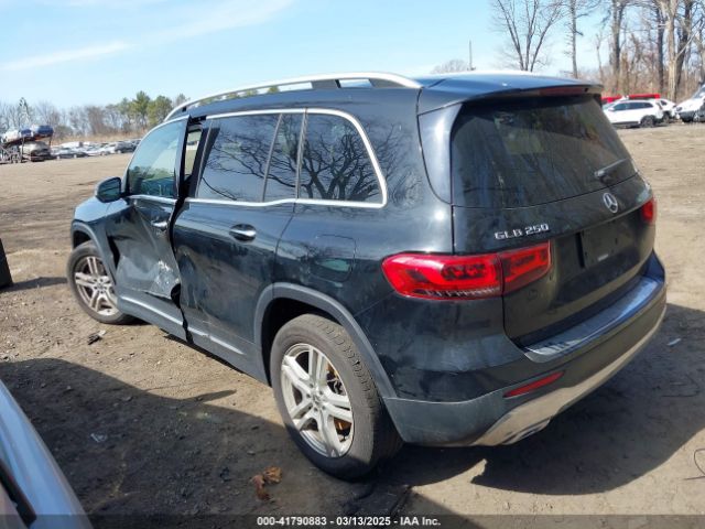 WDC4M4HB7LW007333 Mercedes-Benz Glb 250 4matic