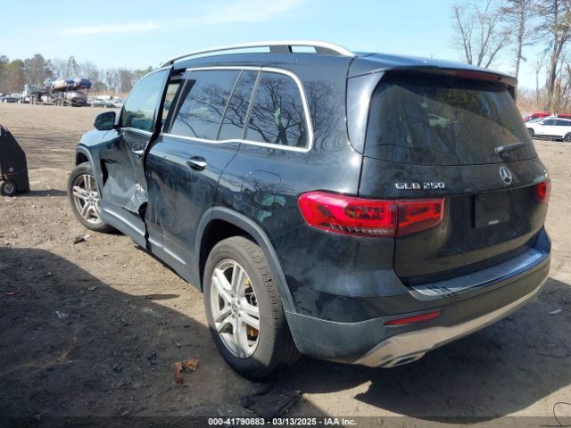 WDC4M4HB7LW007333 Mercedes-Benz Glb 250 4matic