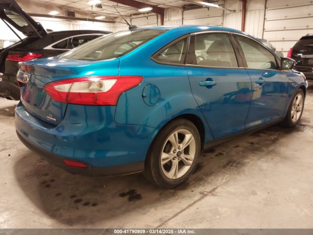 1FADP3F27EL116704 Ford FOCUS SE