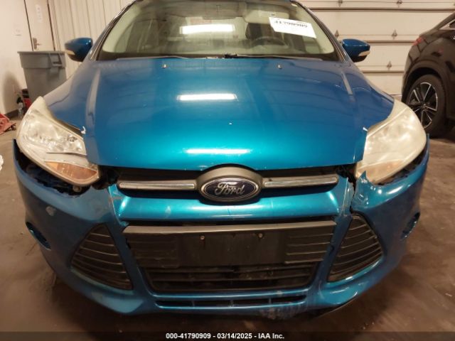 1FADP3F27EL116704 Ford FOCUS SE