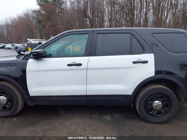 1FM5K8AR3HGE01634 Ford Police Interceptor