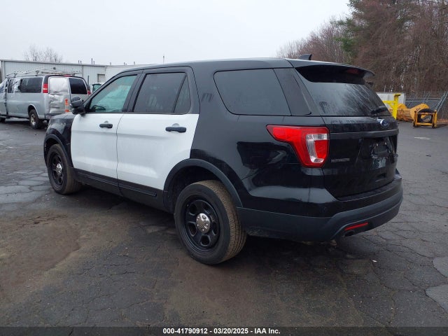 1FM5K8AR3HGE01634 Ford Police Interceptor