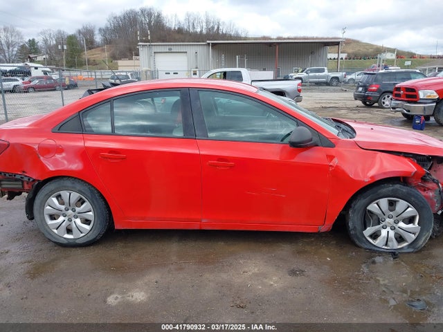 1G1PA5SH7F7265051 Chevrolet Cruze Ls Auto