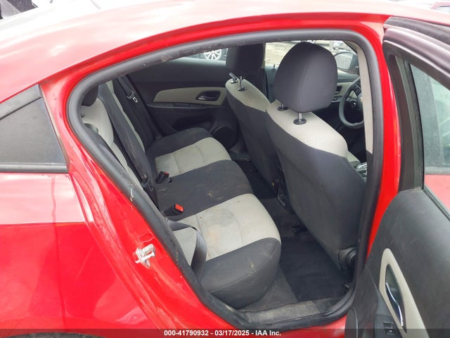 1G1PA5SH7F7265051 Chevrolet Cruze Ls Auto