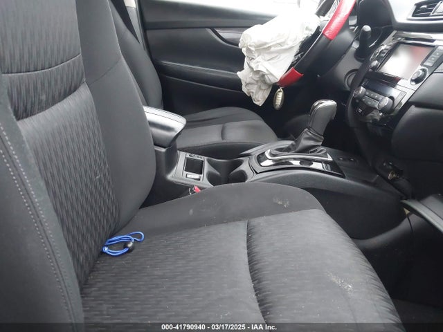 JN8AT2MV3KW391064 Nissan ROGUE SV