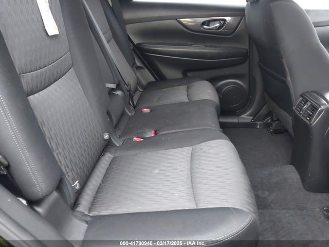 JN8AT2MV3KW391064 Nissan ROGUE SV