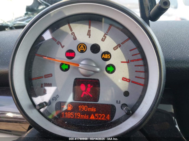 2009 MINI JOHN COOPER WORKS CLUBMAN WMWMM93579TF99279 Photo 6