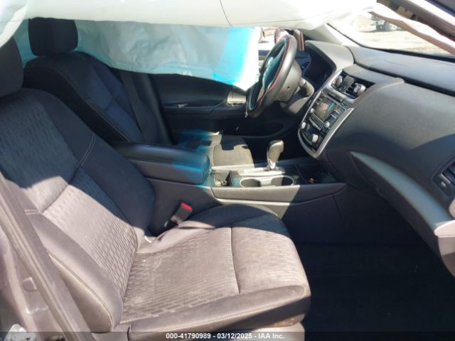 1N4AL3AP1JC246294 Nissan Altima 2.5 Sv