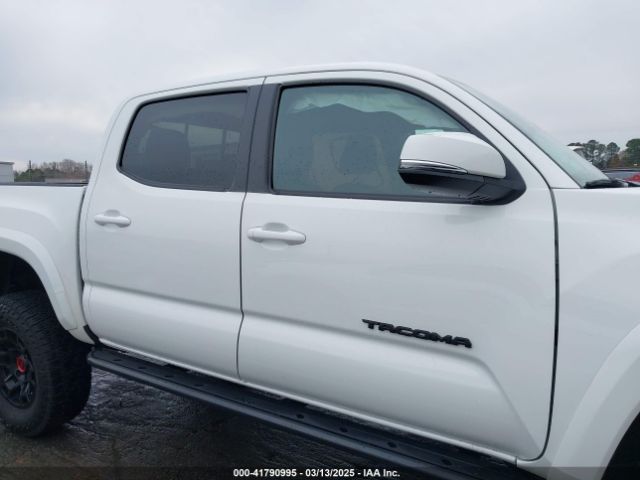 3TMCZ5ANXNM467411 Toyota Tacoma Trd Sport