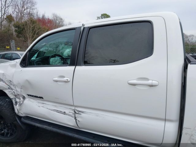 3TMCZ5ANXNM467411 Toyota Tacoma Trd Sport