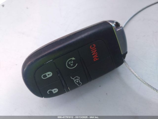 1C4RJEBG1KC811027 Jeep Grand Cherokee Limited X 4x2