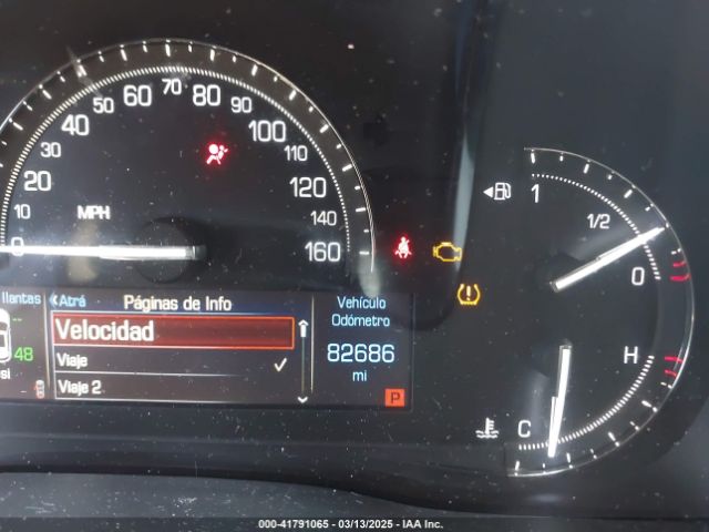 1GYKNCRS1JZ232579 Cadillac XT5 LUXURY