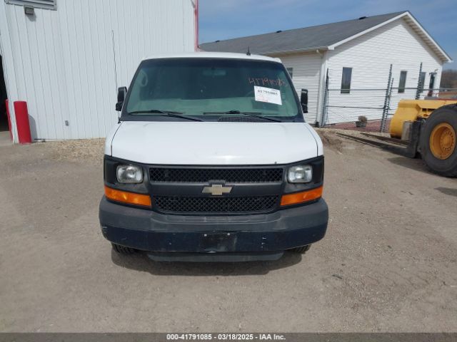 1GCWGFFF7F1108428 Chevrolet Express 2500 Work Van