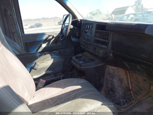 1GCWGFFF7F1108428 Chevrolet Express 2500 Work Van