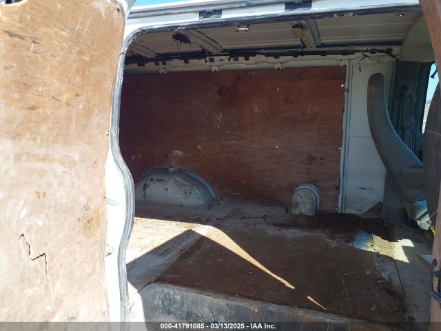1GCWGFFF7F1108428 Chevrolet Express 2500 Work Van