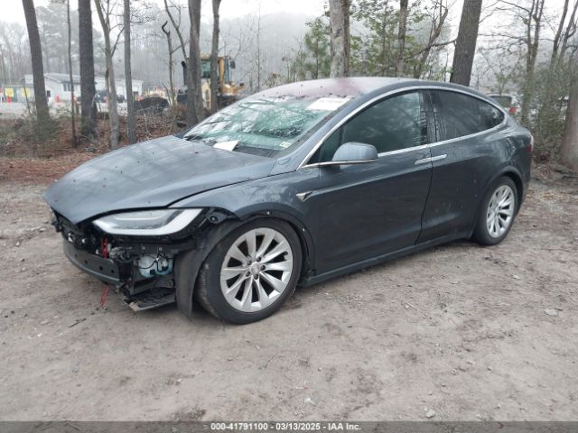 2017 TESLA MODEL X 5YJXCBE28HF046104 Photo 1