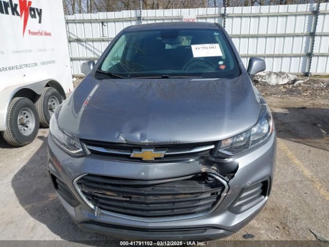 3GNCJKSB2LL323579 Chevrolet Trax Fwd Ls