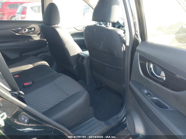 5N1AT2MV6LC717451 Nissan Rogue Sv Intelligent Awd