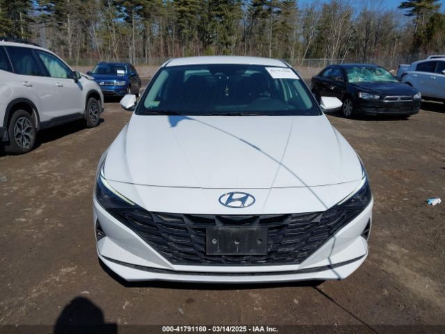 5NPLM4AG4PH090979 Hyundai ELANTRA SEL