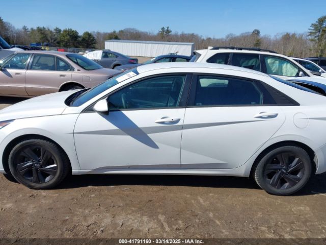 5NPLM4AG4PH090979 Hyundai ELANTRA SEL