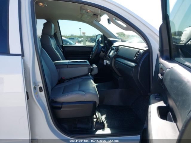 5TFRM5F1XKX142195 Toyota Tundra Sr 4.6l V8