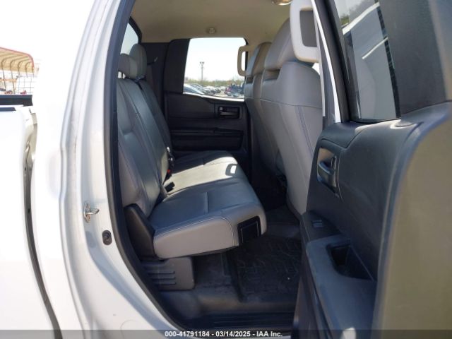 5TFRM5F1XKX142195 Toyota Tundra Sr 4.6l V8