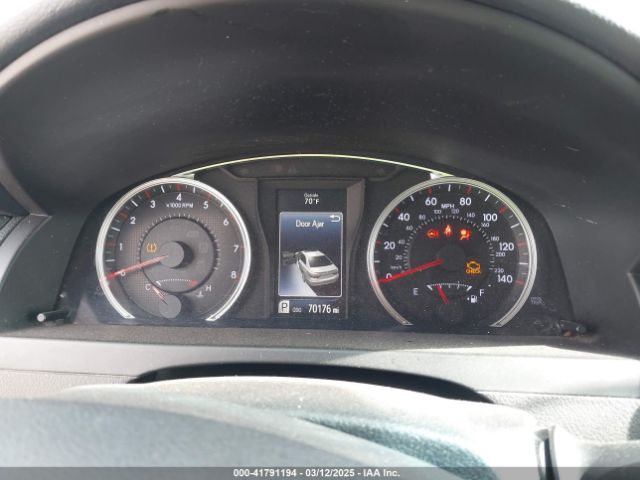 4T1BF1FK2FU110759 Toyota CAMRY SE