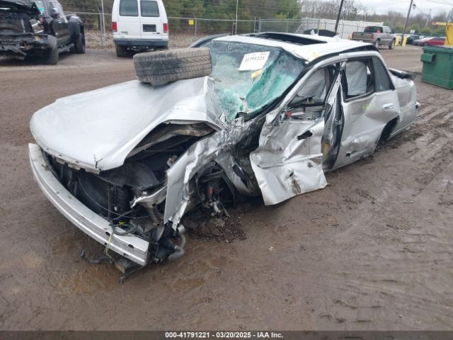 2011 CADILLAC DTS 1G6KD5E66BU107723 Photo 1
