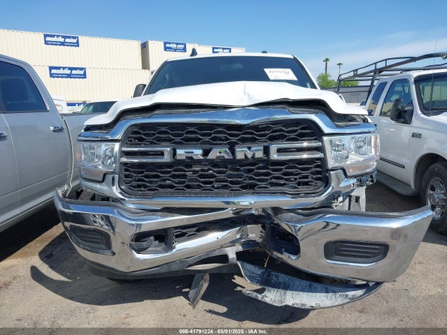 3C6UR5CL3RG226527 RAM 2500 Tradesman  4x4 6'4 Box