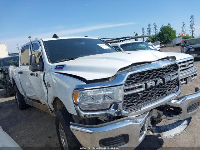 3C6UR5CL3RG226527 RAM 2500 Tradesman  4x4 6'4 Box