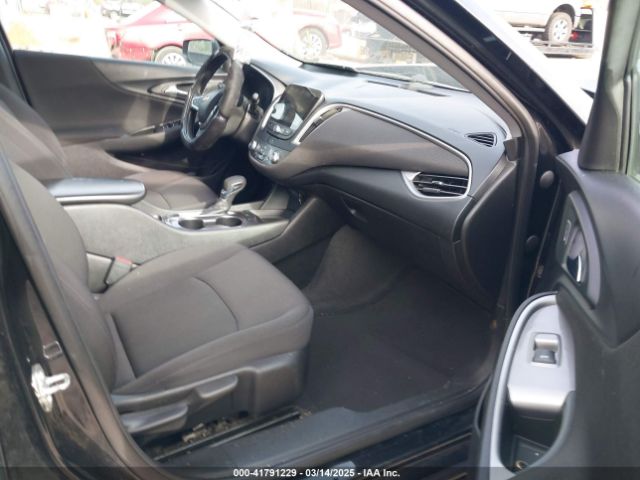 1G1ZC5ST0MF061198 Chevrolet Malibu Fwd 1fl