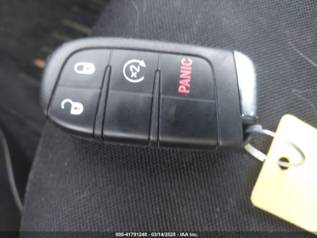 ZACCJBBB9HPG19416 Jeep Renegade Latitude 4x4