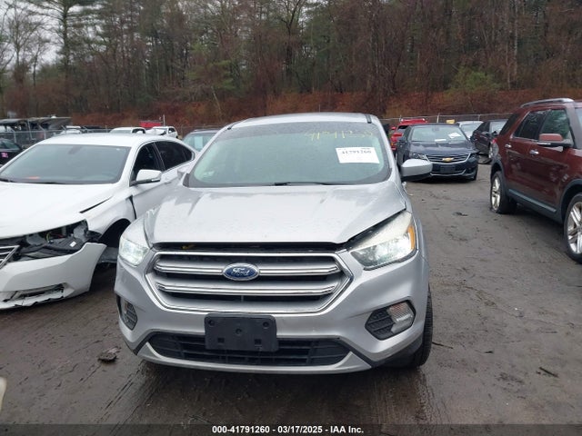 1FMCU9GD4HUE68103 Ford ESCAPE SE