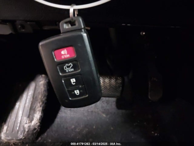 41791263 :رقم المزاد ، 2T3DFREVXDW071782 vin ، 2013 Toyota Rav4 Limited مزاد بيع