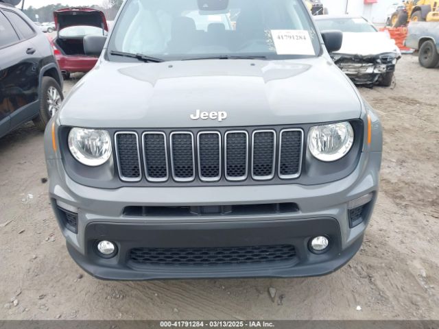 ZACNJDB13NPN96638 Jeep Renegade Latitude 4x4