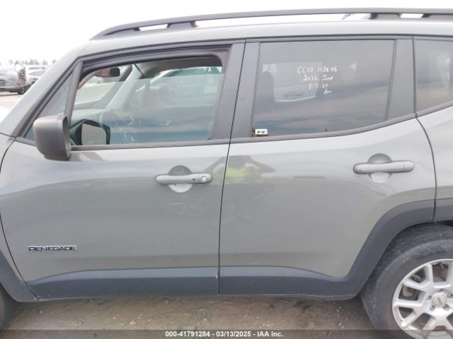 ZACNJDB13NPN96638 Jeep Renegade Latitude 4x4